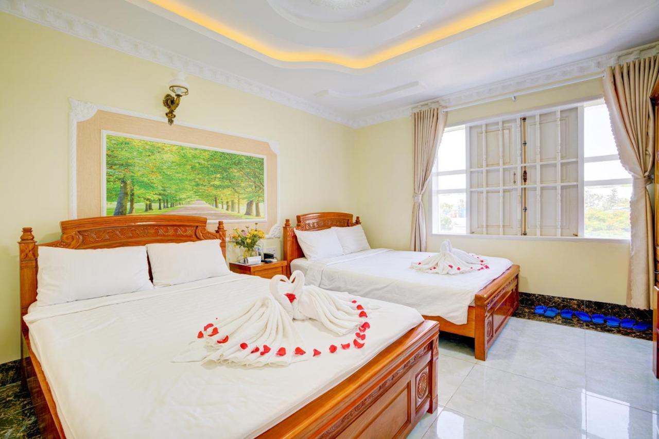 Quang Anh Hotel By The Moment 붕타우 외부 사진