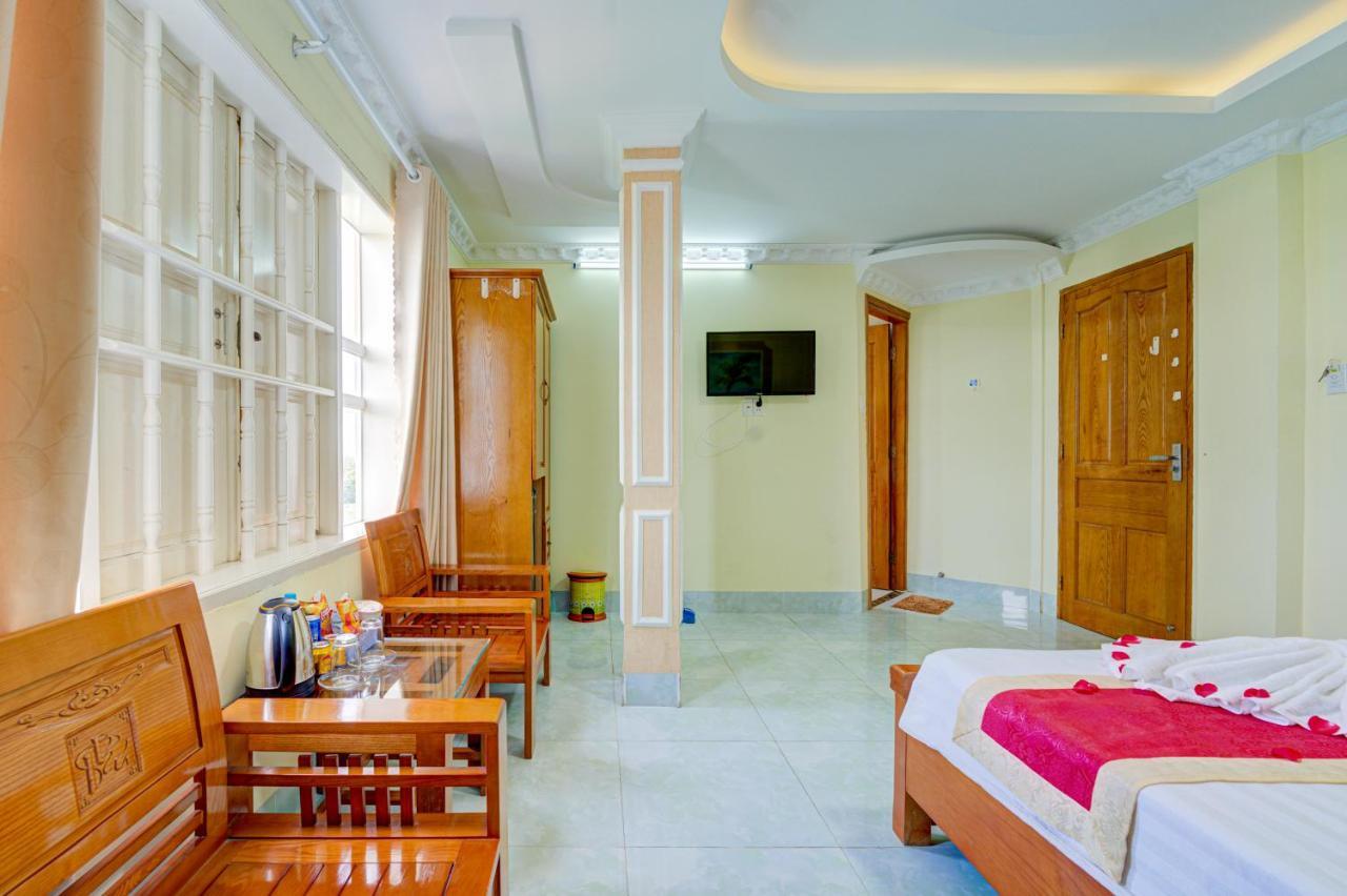 Quang Anh Hotel By The Moment 붕타우 외부 사진
