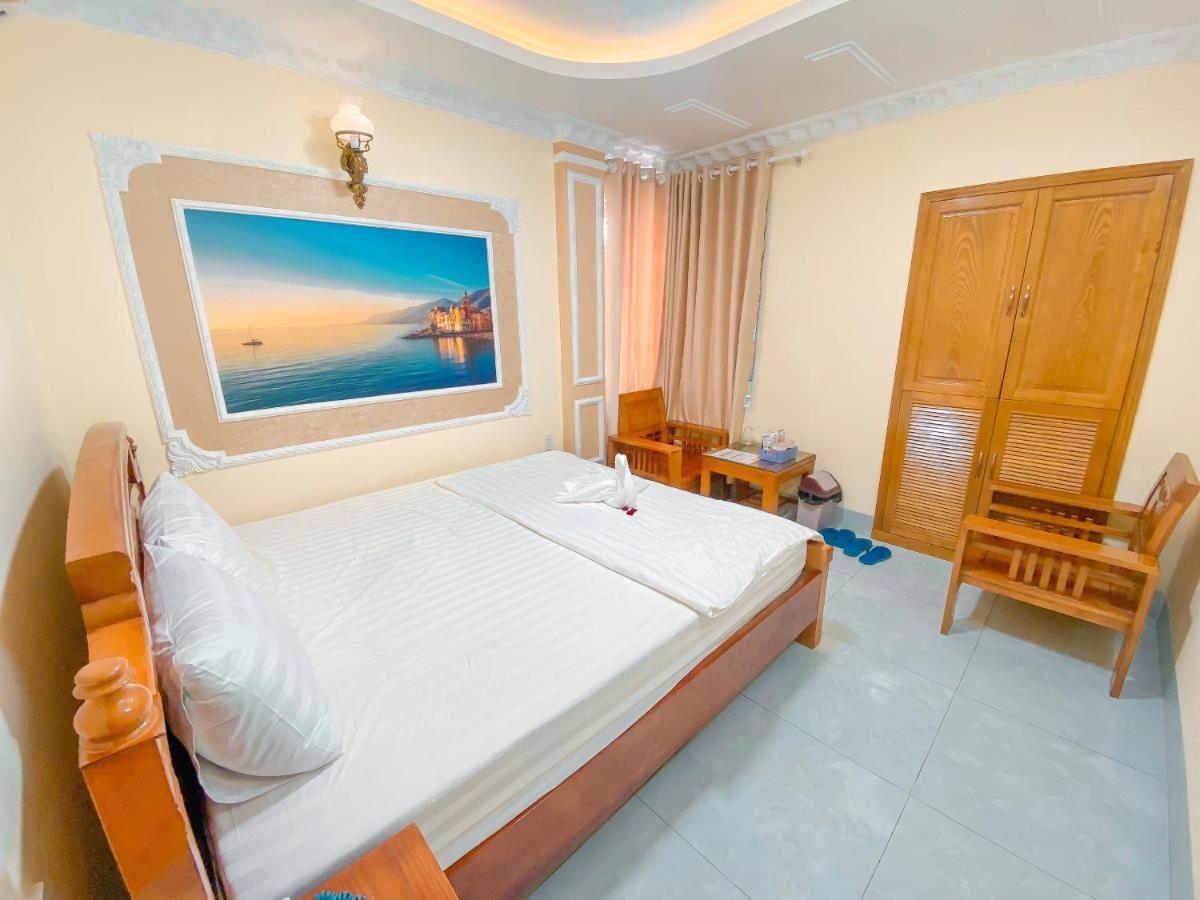Quang Anh Hotel By The Moment 붕타우 외부 사진