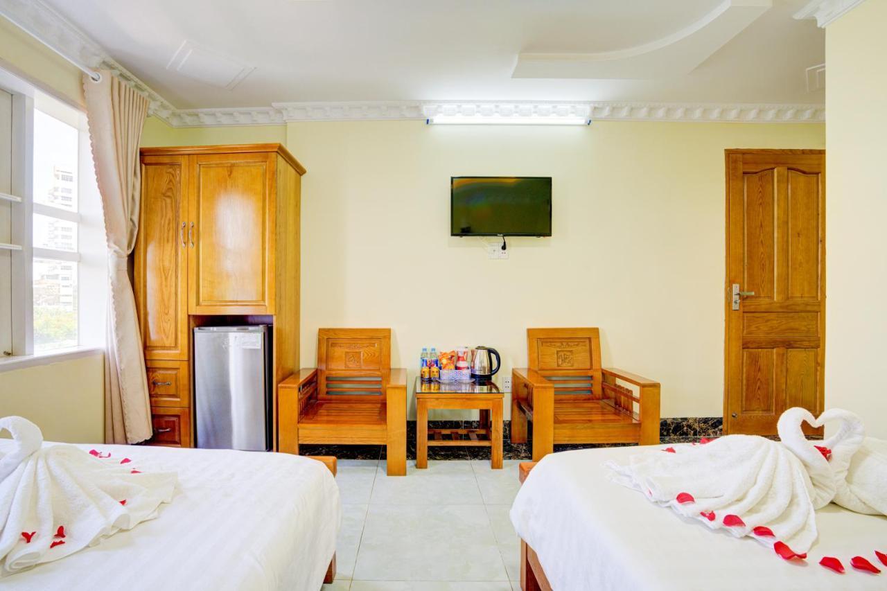 Quang Anh Hotel By The Moment 붕타우 외부 사진