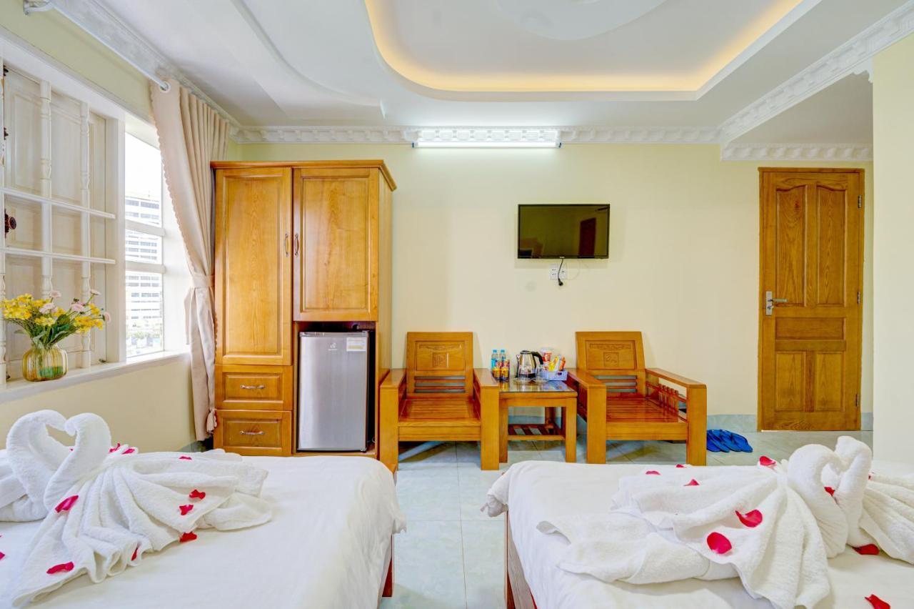 Quang Anh Hotel By The Moment 붕타우 외부 사진