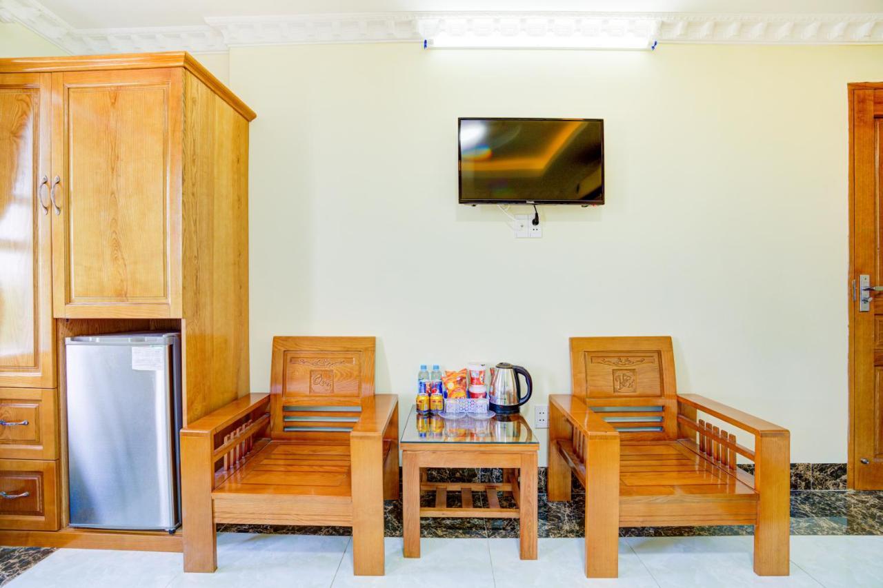 Quang Anh Hotel By The Moment 붕타우 외부 사진