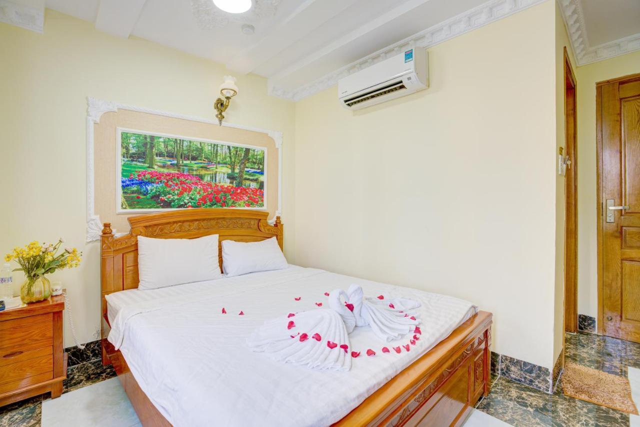 Quang Anh Hotel By The Moment 붕타우 외부 사진